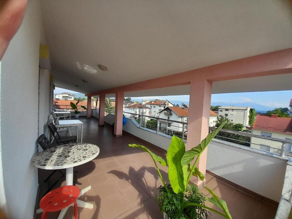 Vila Bolonja Struga Exteriér fotografie