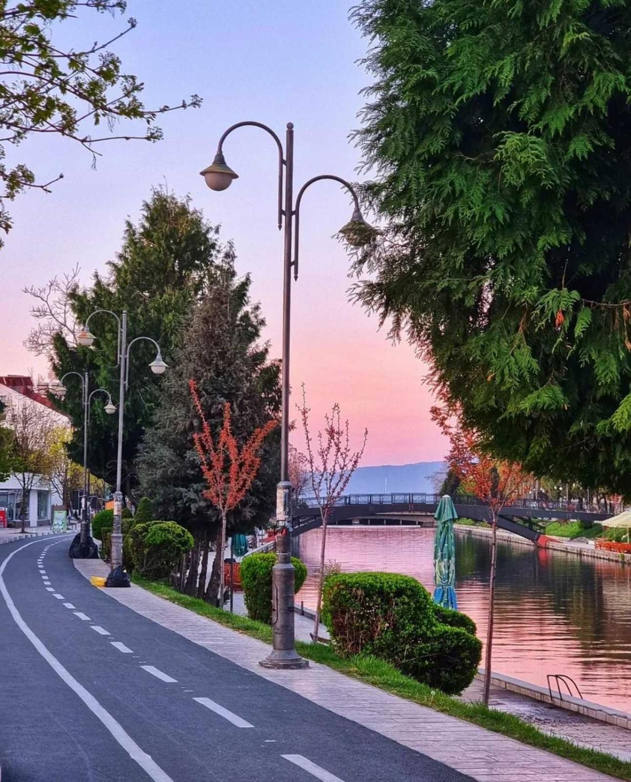 Vila Bolonja Struga Exteriér fotografie